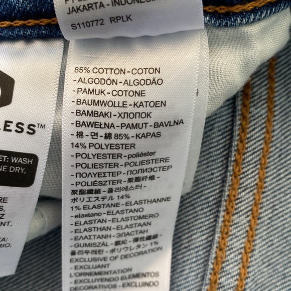 LEVI’S✨ Women’s Wedgie Straight Jeans - Size 29 - Picture 8 of 13